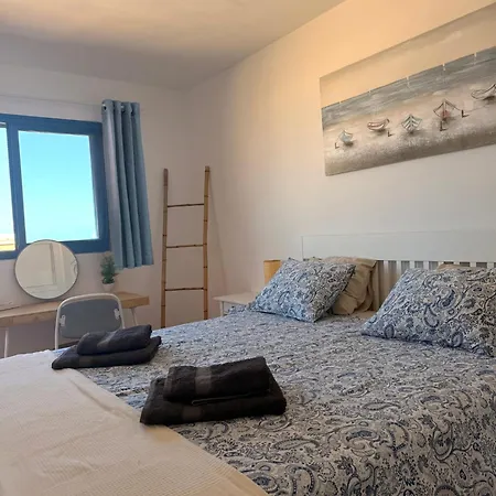 Terraced House With Ocean View Апартаменты *